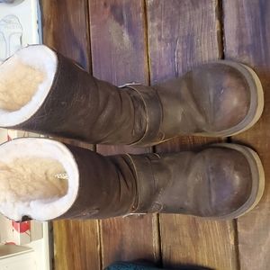 Leather ugg boots 8